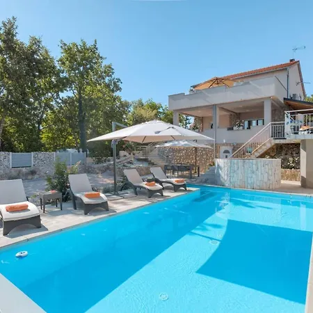 Lavendel With Pool Apartman Zupanje