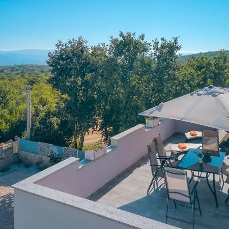Apartman Lavendel With Pool